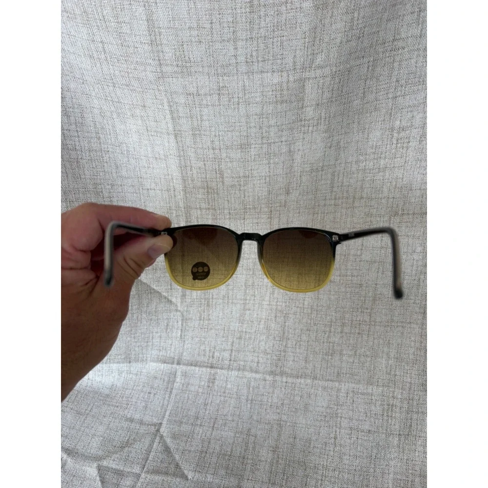 Komono Sunglasses Unisex OS Black Yellow New UV400 Gradient Round Frame Eyewear